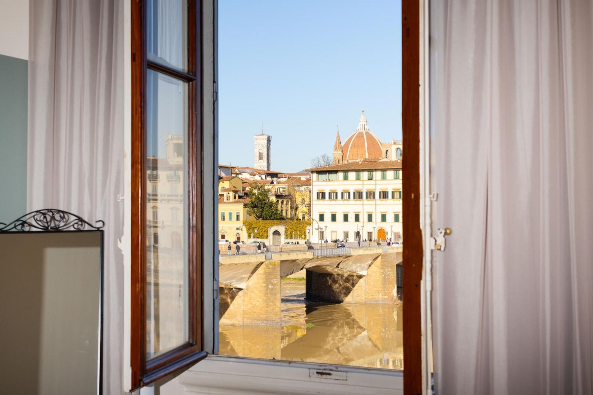 Panoramic 5 Min Ponte Vecchio And Center Apartamento